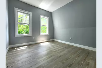 102 Washington Ave, Irvington, NJ 07111 - Photo 9