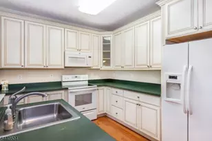 67 Ridgeview Ln, Mount Arlington, NJ 07856 - Photo 3