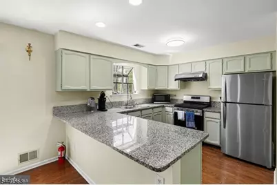 150 Nantwich Ct, Franklin Township, NJ 08873 - Photo 13