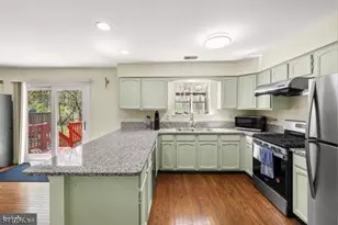 150 Nantwich Ct, Franklin Township, NJ 08873 - Photo 17