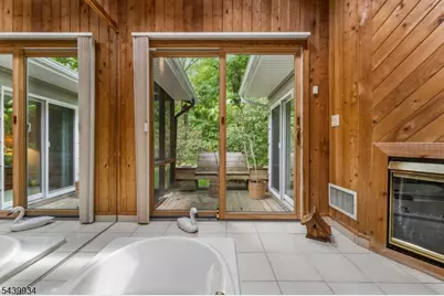1272 Sleepy Hollow Ln, Scotch Plains Township, NJ 07076 - Photo 23