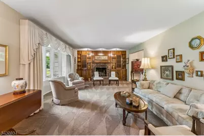 1272 Sleepy Hollow Ln, Scotch Plains Township, NJ 07076 - Photo 5