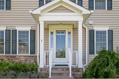 7 Addie Pl, Morris Township, NJ 07960 - Photo 5