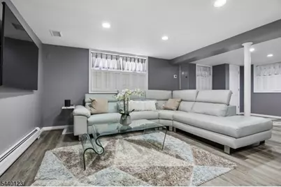 22 Woodhaven Rd, Parsippany, NJ 07054 - Photo 37