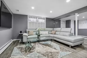 22 Woodhaven Rd, Parsippany, NJ 07054 - Photo 37