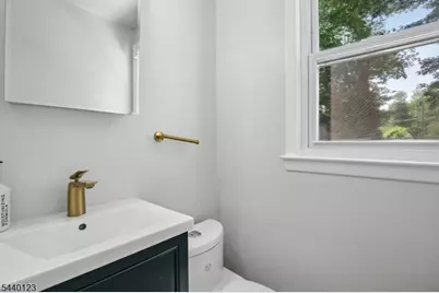 22 Woodhaven Rd, Parsippany, NJ 07054 - Photo 33