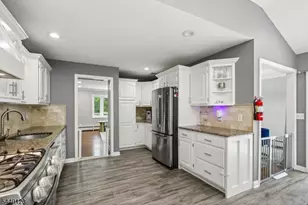 22 Woodhaven Rd, Parsippany, NJ 07054 - Photo 23