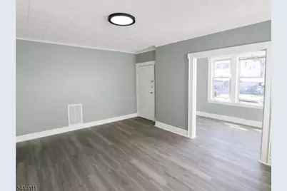 556 S Clinton St, East Orange, NJ 07018 - Photo 15