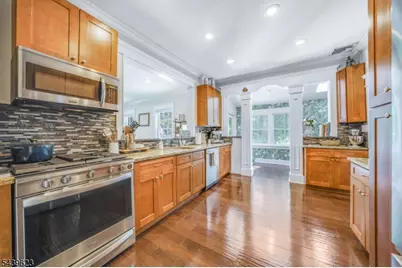 413 Mountain Ave, Long Hill Township, NJ 07933 - Photo 13