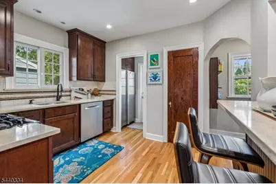 282 Richmond Ave, South Orange, NJ 07079 - Photo 9