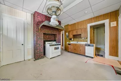 279 Scotland Rd, South Orange, NJ 07079 - Photo 9