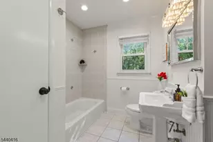 42 Sherwood Dr, New Providence, NJ 07974 - Photo 15