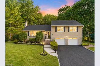 42 Sherwood Dr, New Providence, NJ 07974 - Photo 1