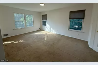 1701 Deerfield Dr, Edison Twp., NJ 08820 - Photo 7