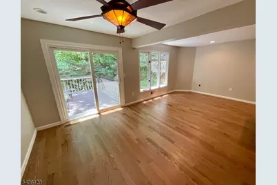84 Stockton Ct, Parsippany, NJ 07950 - Photo 9