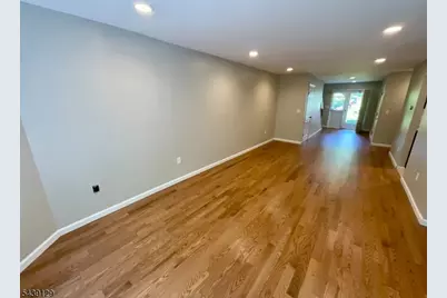 84 Stockton Ct, Parsippany, NJ 07950 - Photo 7