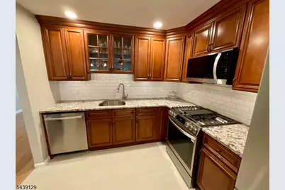 84 Stockton Ct, Parsippany, NJ 07950 - Photo 15