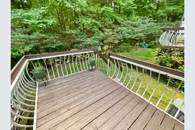 84 Stockton Ct, Parsippany, NJ 07950 - Photo 11