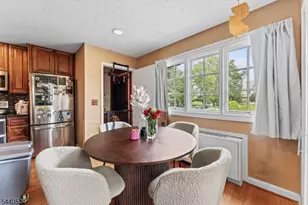 562 Irvington Ave, Elizabeth, NJ 07208 - Photo 9
