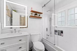 562 Irvington Ave, Elizabeth, NJ 07208 - Photo 21