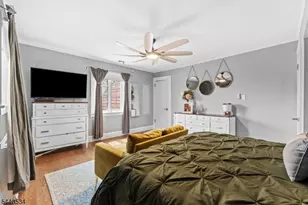 562 Irvington Ave, Elizabeth, NJ 07208 - Photo 29
