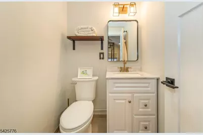 1 Shawnee Trl, Sparta Township, NJ 07871 - Photo 21
