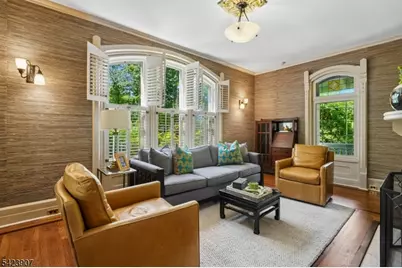 137 Hobart Ave, Millburn, NJ 07078 - Photo 5
