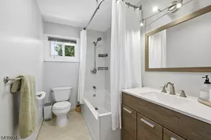 21 Morley Ln, Bloomfield, NJ 07003 - Photo 17