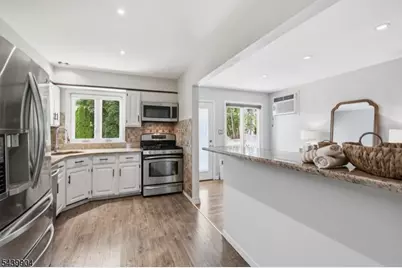 21 Morley Lane, Bloomfield, NJ 07003 - Photo 9