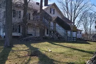 184-186 State Hwy34, Holmdel, NJ 07733 - Photo 3