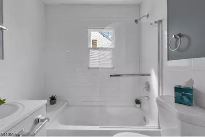705 S 15th St, Newark, NJ 07103 - Photo 21