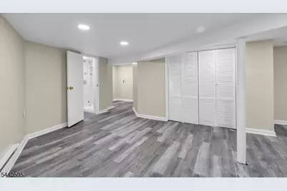 705 S 15th St, Newark, NJ 07103 - Photo 35