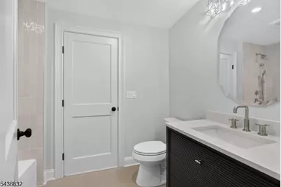 642 Roosevelt St, Westfield, NJ 07090 - Photo 33