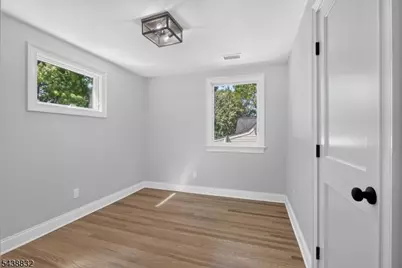 642 Roosevelt St, Westfield, NJ 07090 - Photo 37