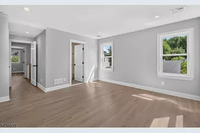 642 Roosevelt St, Westfield, NJ 07090 - Photo 31