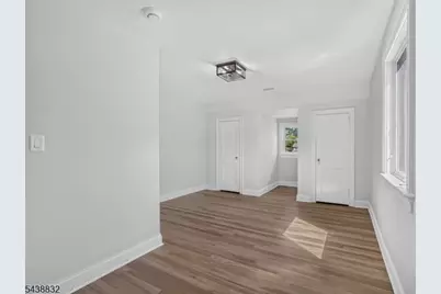 642 Roosevelt St, Westfield, NJ 07090 - Photo 35