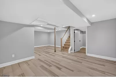 642 Roosevelt St, Westfield, NJ 07090 - Photo 41