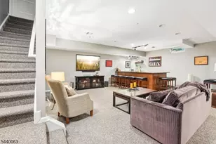 17 Coggins Ln, West Orange Township, NJ 07052 - Photo 27