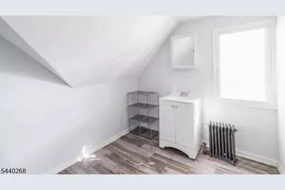 158 S Clinton St, East Orange, NJ 07018 - Photo 13