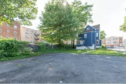 158 S Clinton St, East Orange, NJ 07018 - Photo 31
