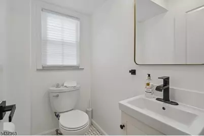 28 Canterbury Lane, Millburn, NJ 07078 - Photo 11