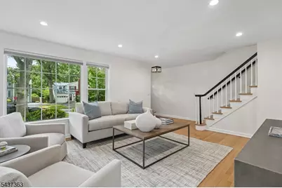 28 Canterbury Lane, Millburn, NJ 07078 - Photo 5