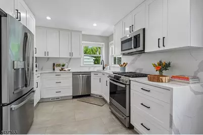 28 Canterbury Lane, Millburn, NJ 07078 - Photo 13