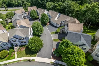 38 Brock Ln, Mount Olive, NJ 07840 - Photo 3