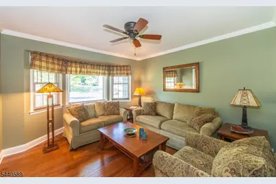 8 Clearfield Rd, Roxbury Township, NJ 07876 - Photo 9