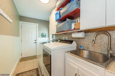 8 Clearfield Rd, Roxbury Township, NJ 07876 - Photo 31