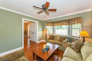 8 Clearfield Rd, Roxbury Township, NJ 07876 - Photo 11