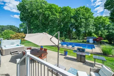 8 Clearfield Rd, Roxbury Township, NJ 07876 - Photo 33