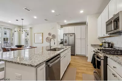 222 Myrtle Rd, Warren Township, NJ 07059 - Photo 9