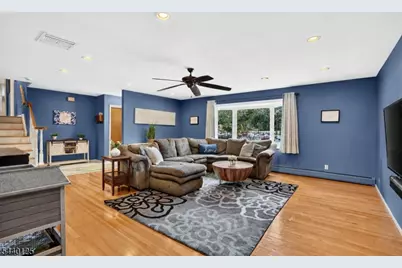 802 Kaminski Drive, Rahway, NJ 07065 - Photo 3